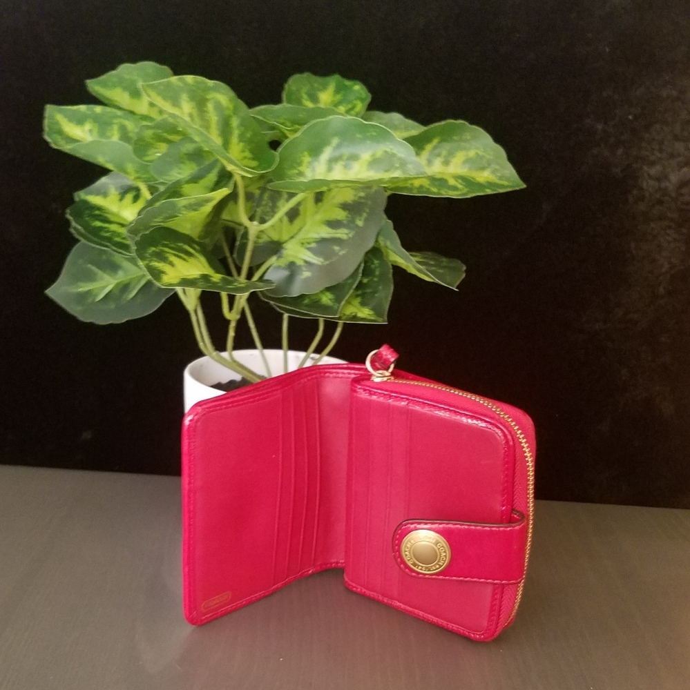 Coach Signature Leather/Canvas Bi-Fold Wallet - Picture 3 of 5